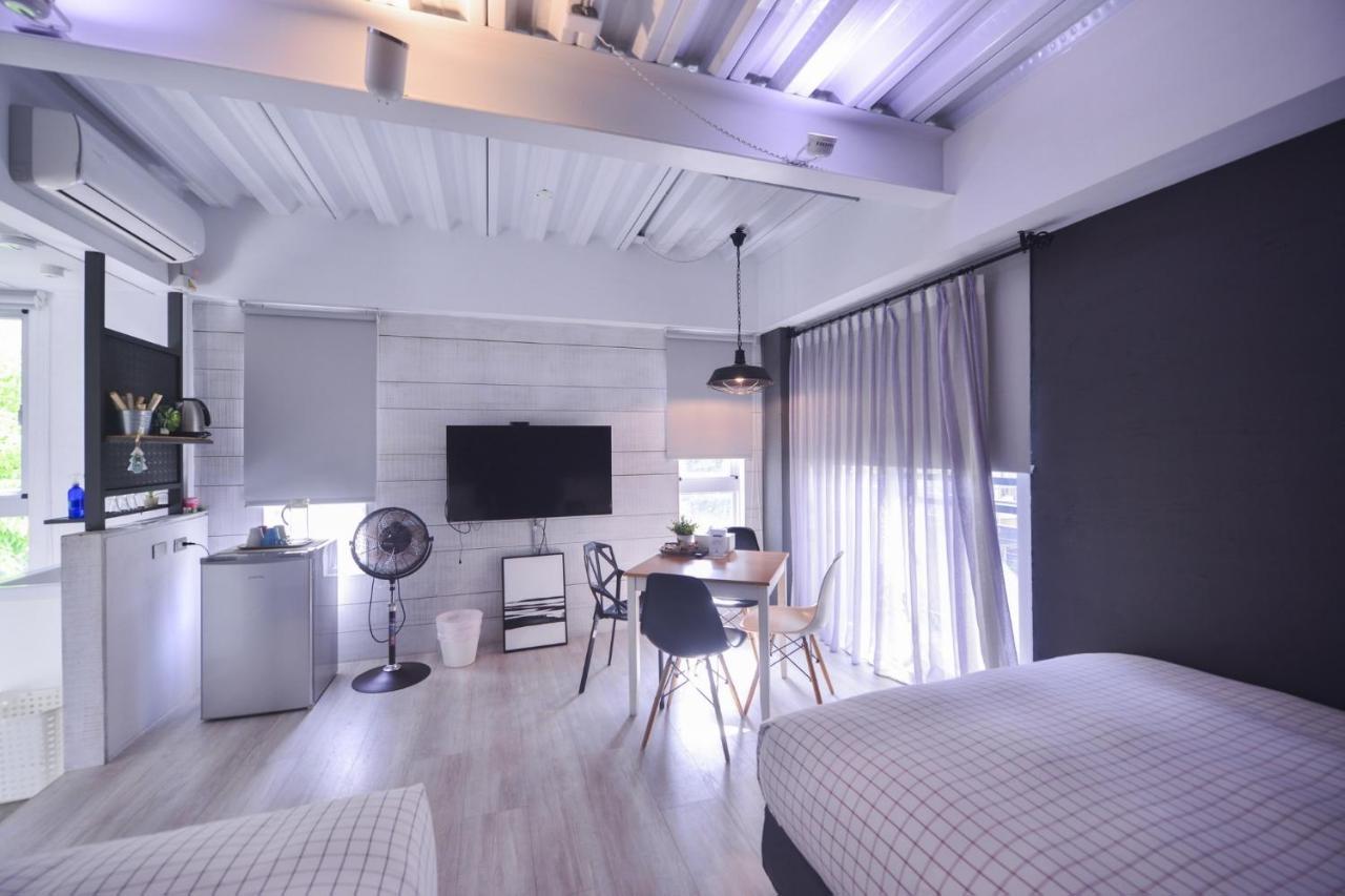 안핑 Moon 2 Tainan B&B 외부 사진