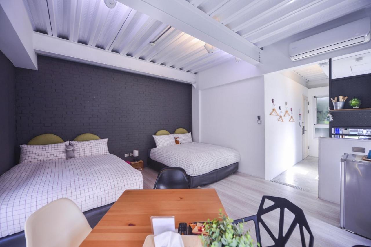 안핑 Moon 2 Tainan B&B 외부 사진
